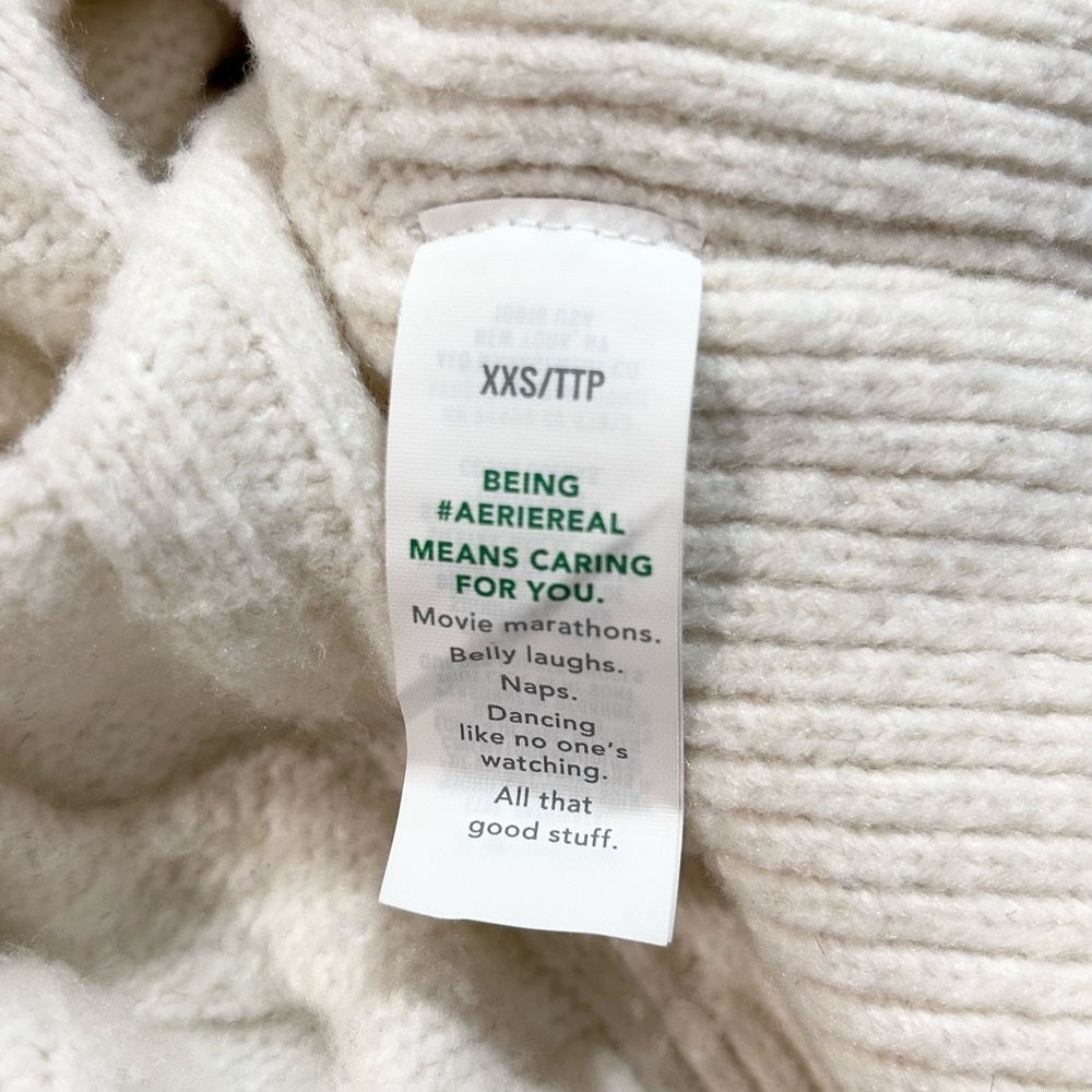 ❥𝒂𝒆𝒓𝒊𝒆: Women’s Cable Crew Knit Sweater - Picture 8 of 9